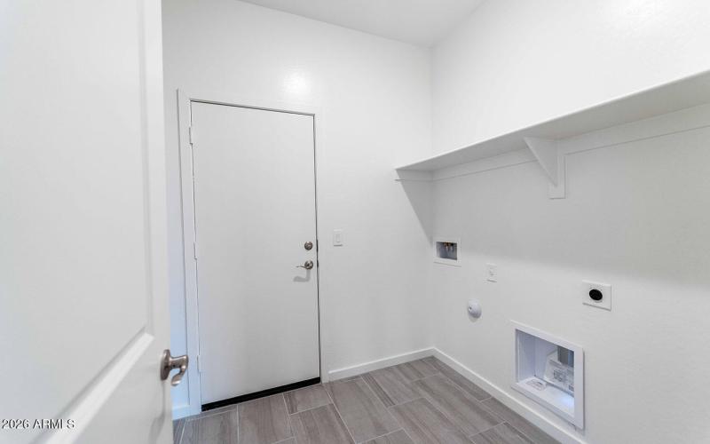 Laundry Rm