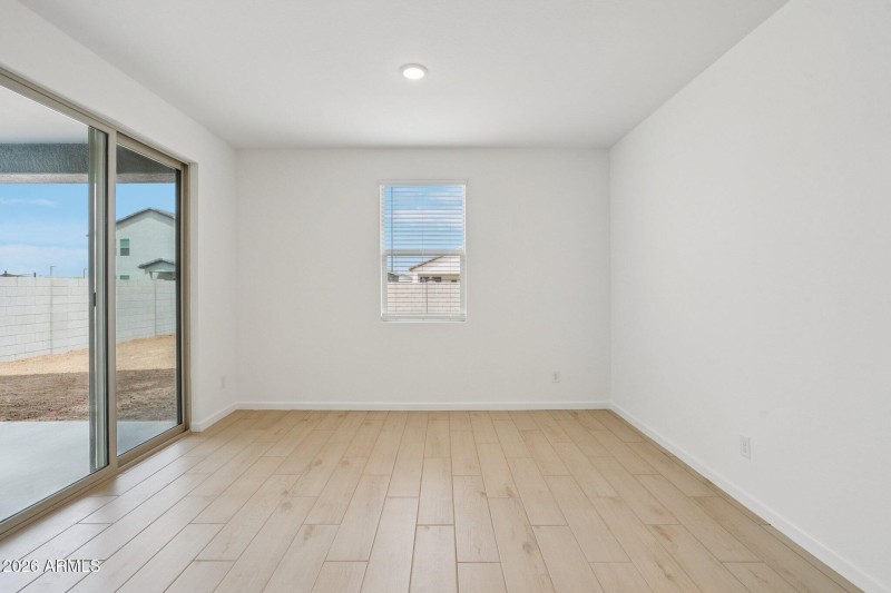 20-web-or-mls-W Brown St-S0104-020