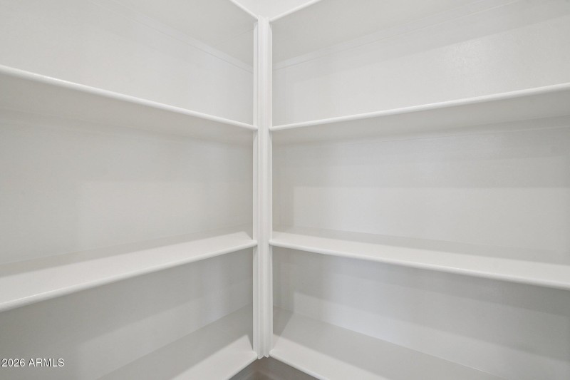 21-web-or-mls-W Brown St-S0104-021