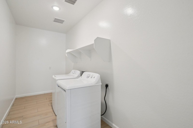 26-web-or-mls-W Brown St-S0104-026