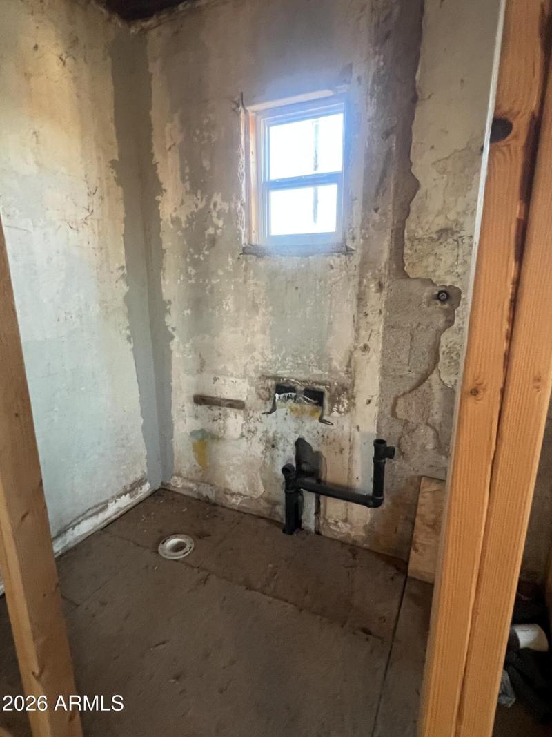 2nd Floor Bathroom