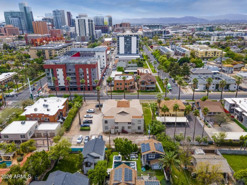 8 314 W Roosevelt - Drone 06