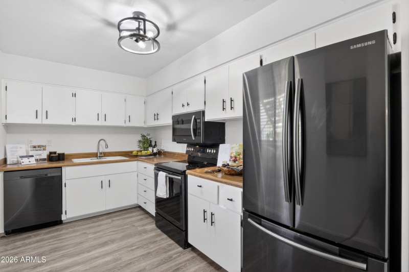 Kitchen 2