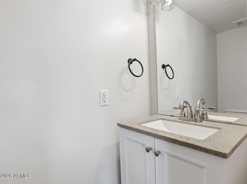 16-web-or-mls-23221 N 20th St Phoenix, A