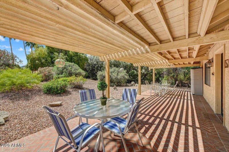 37-Casita Patio