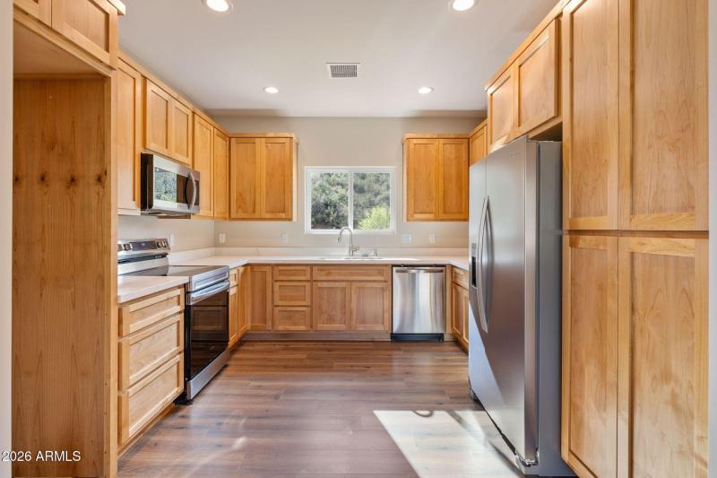 054-Kitchen