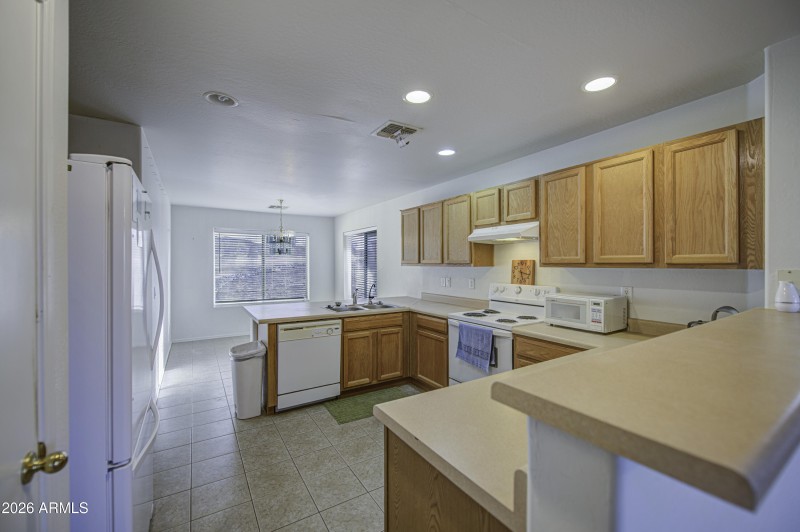 Kitchen 1