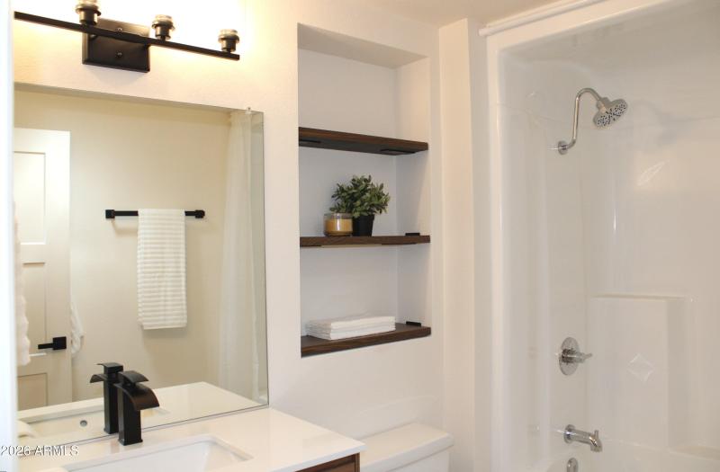 31 - Large Guest Bathroom