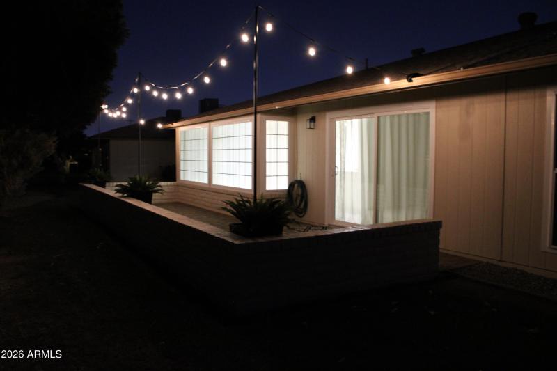 37 - Elegant Ambience