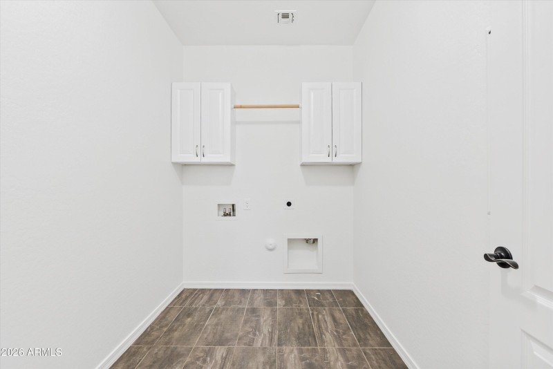 Walk-In Laundry Room
