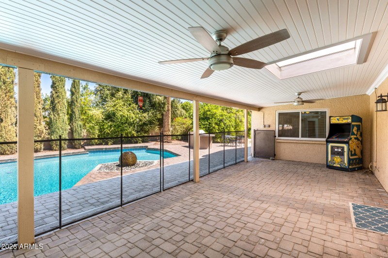 38 Charter Oak