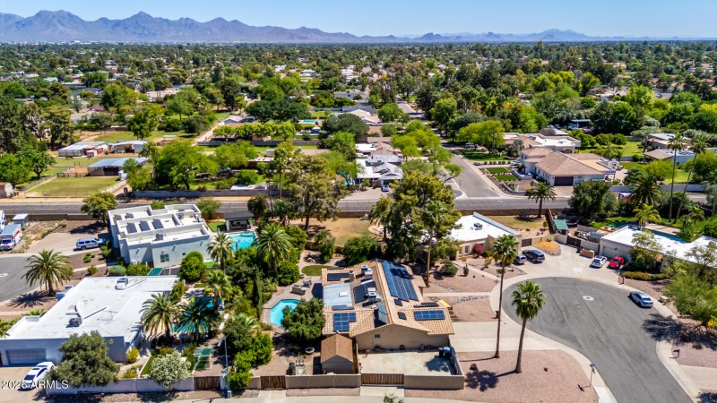 53 Charter Oak