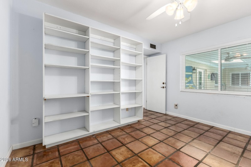 30 Charter Oak