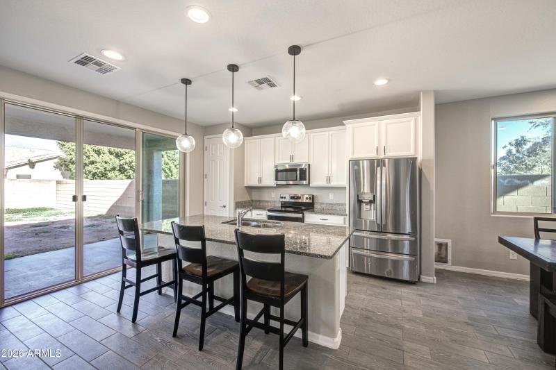 10-Kitchen