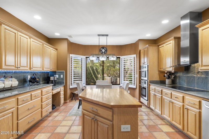 Large Kitchen