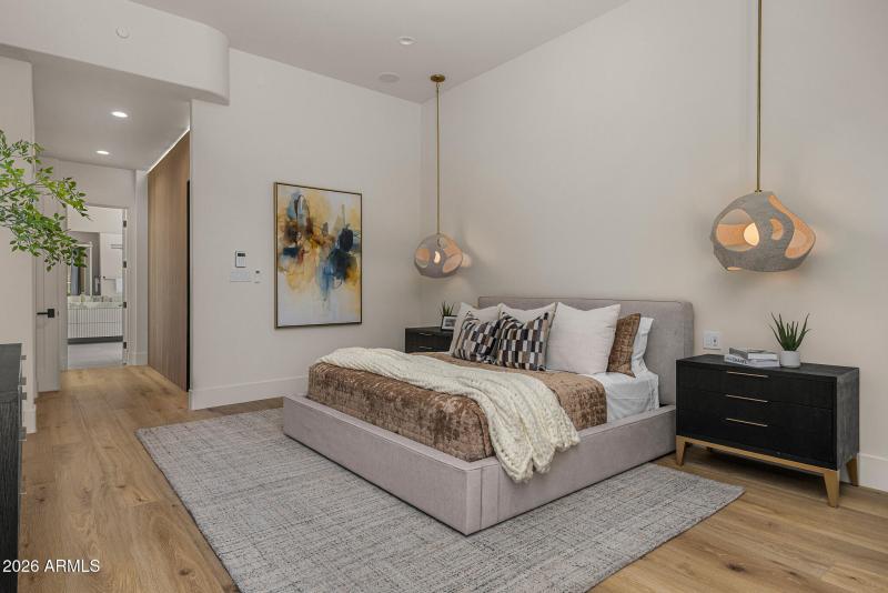 primary bedroom2