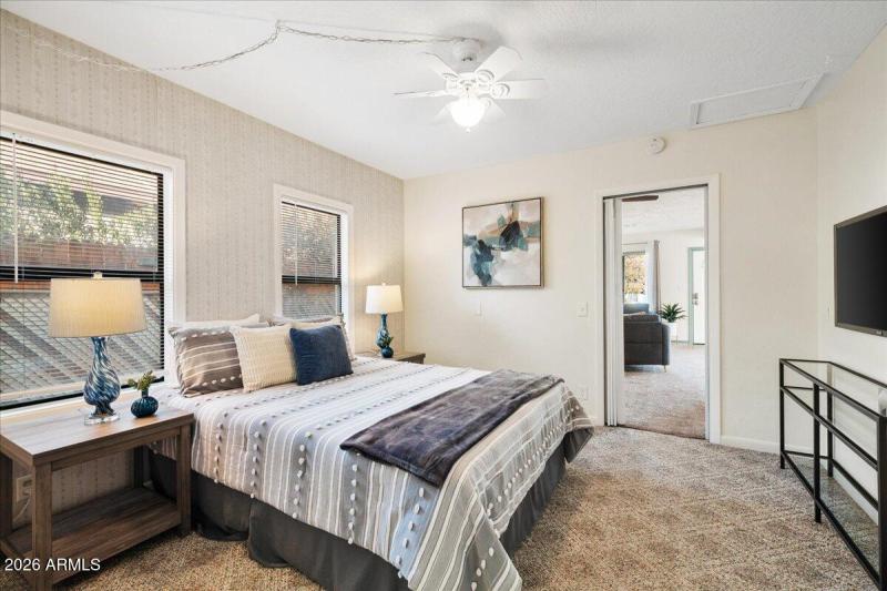 24-Bedroom