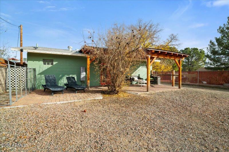 56-Guest House Back