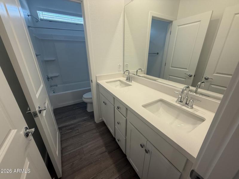 164 Guest Bath 2