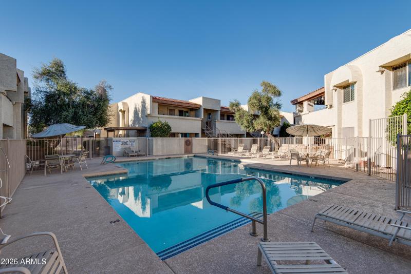 4150Cactus-Pool - south view