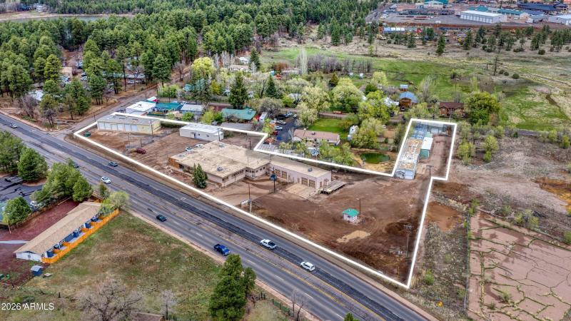 1878 W White Mountain Blvd in Lakeside