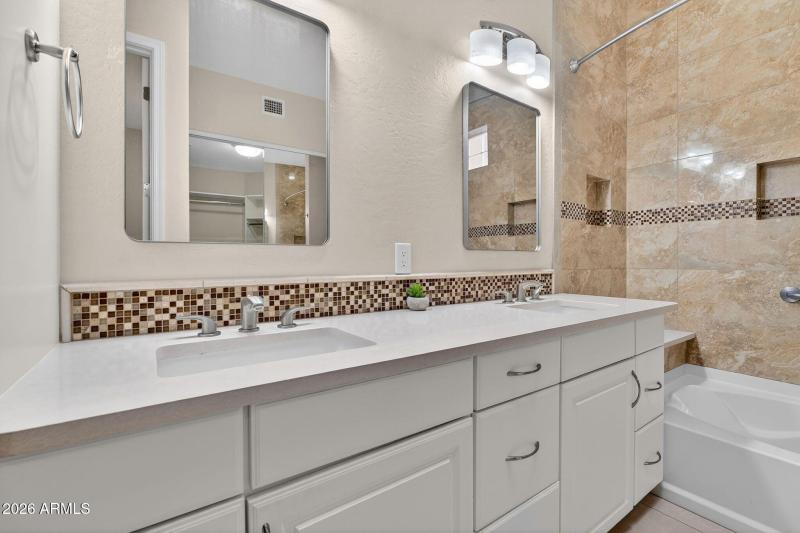 25-web-or-mls-036S Cantabria Cir