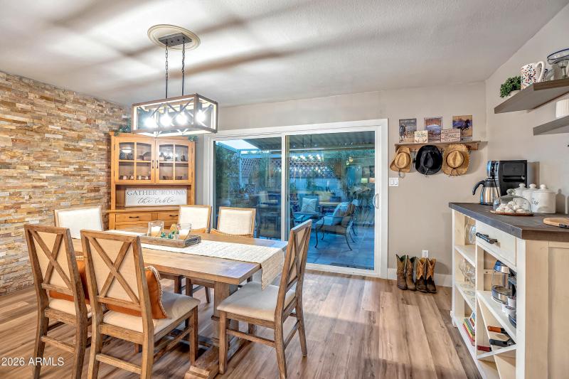Dining:Coffee Bar