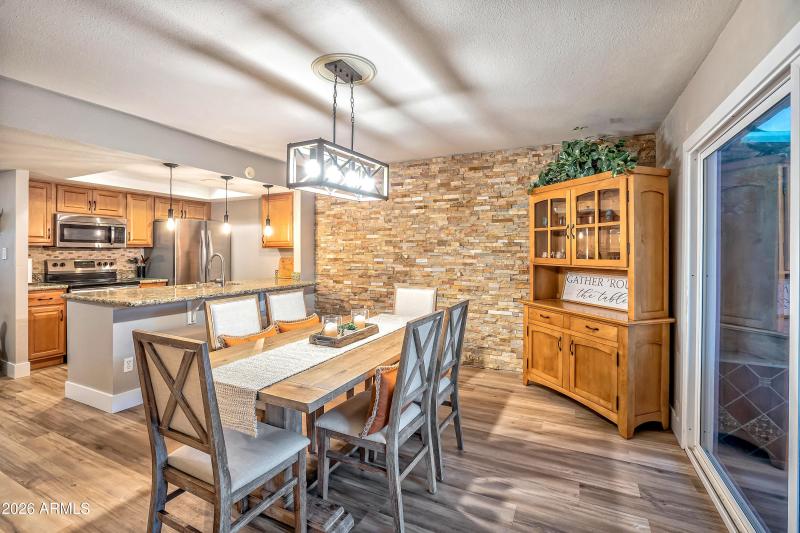 Dining:Kitchen 2