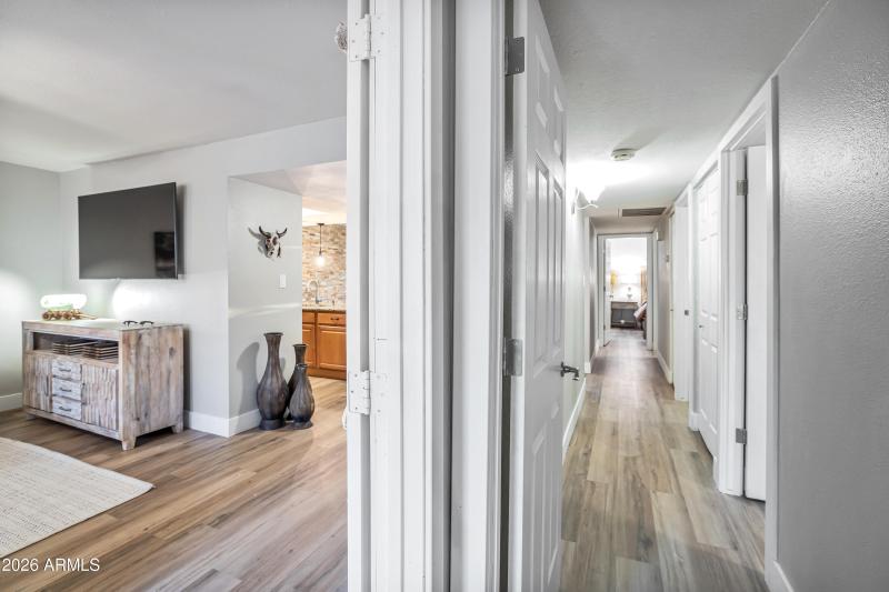 Hallway:Living area
