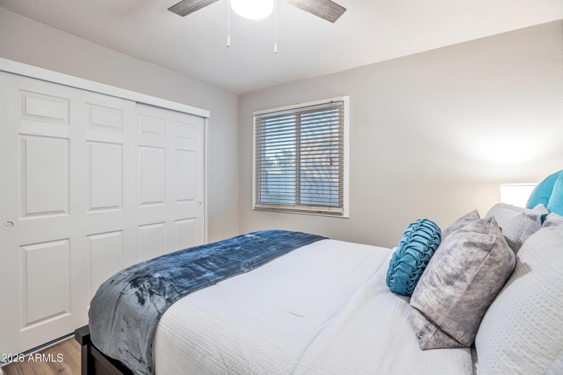 Second Bedroom-Queen Bed