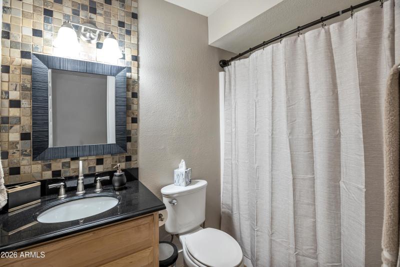 Second Full Bathroom w:tub