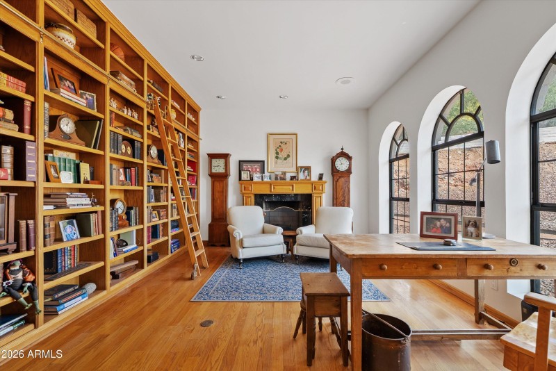 1st Floor Office
