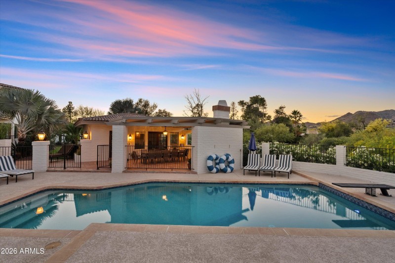 Pool & Casita