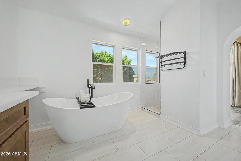 Soaking Tub