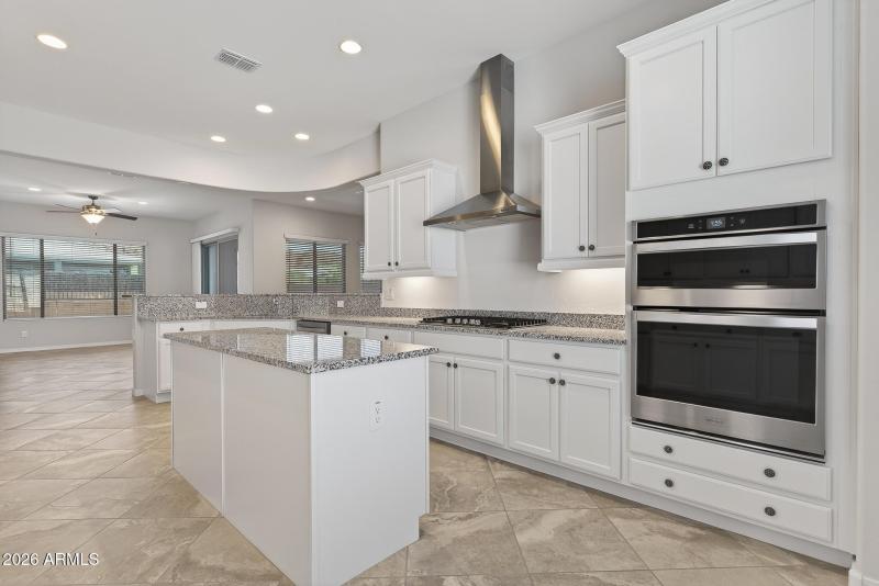 13) KITCHEN