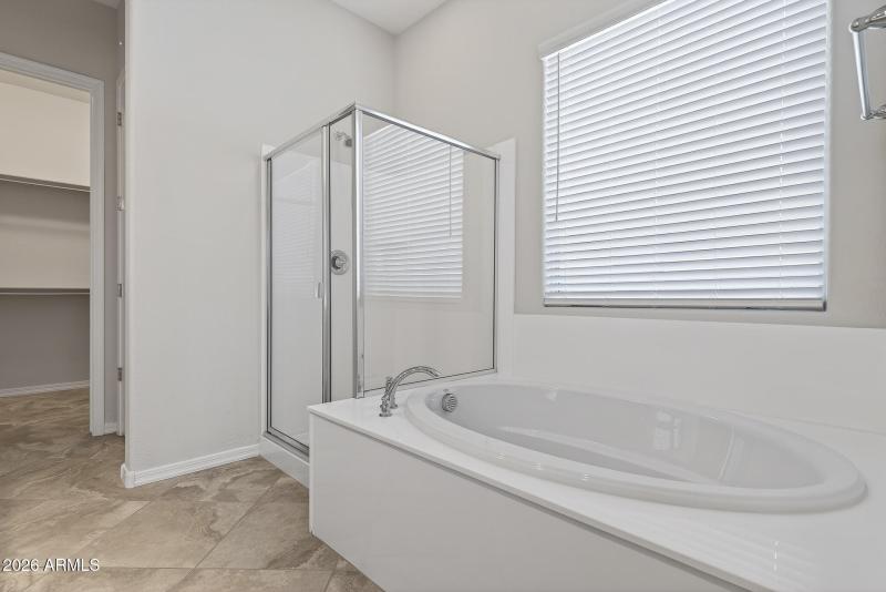 23) PRIMARY BATH