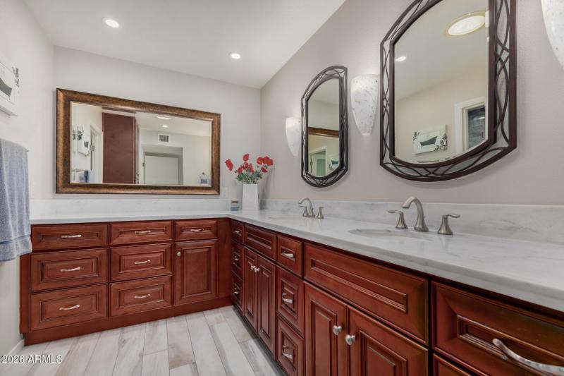 Owner's Bath 1