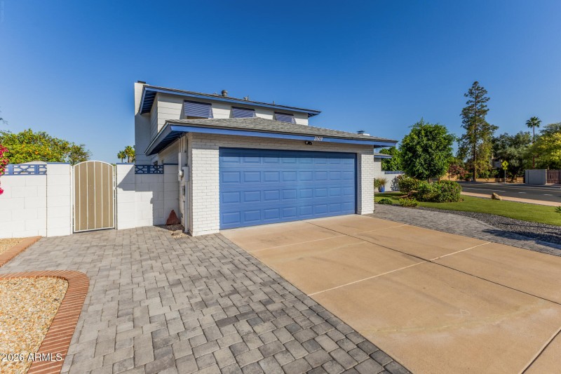 2609 S Saratoga