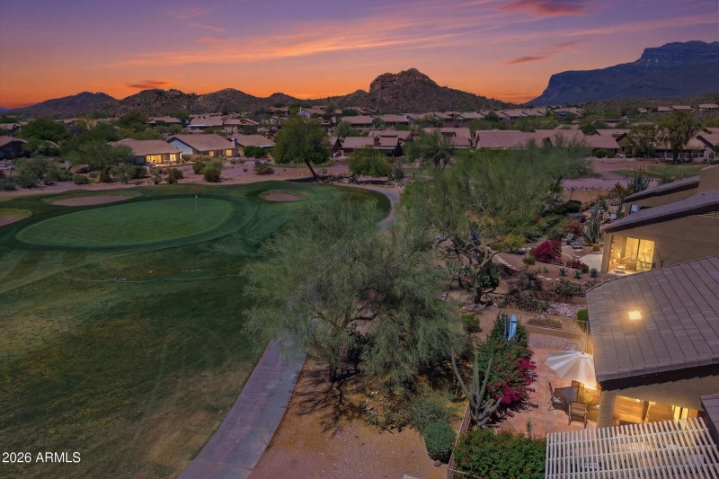 02-DJI_0254_twilight_1beab03f