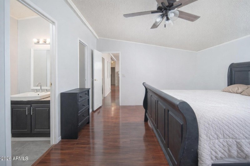 bedroom1