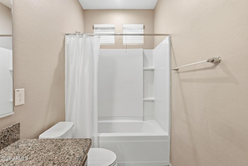 Bathroom 3.2