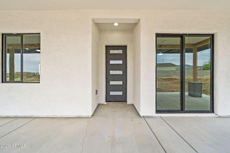 12-web-or-mls-102 S Montgomery Ave - MLS