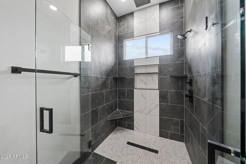 29-web-or-mls-102 S Montgomery Ave - MLS