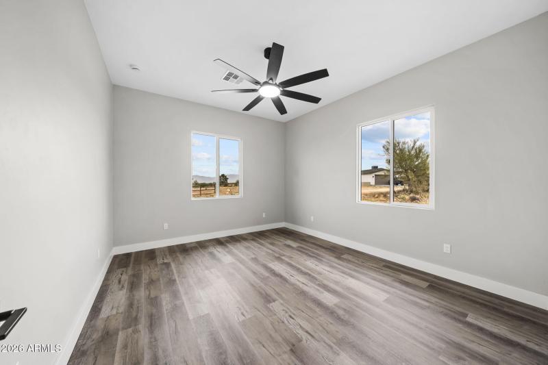 36-web-or-mls-102 S Montgomery Ave - MLS