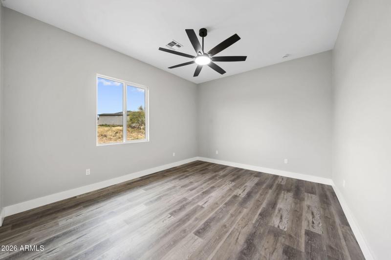 38-web-or-mls-102 S Montgomery Ave - MLS