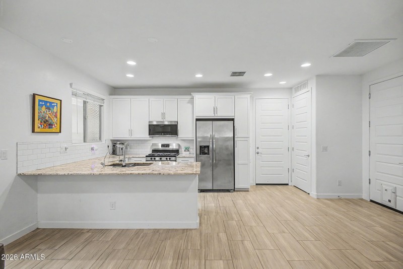 Guest House - Kitchen