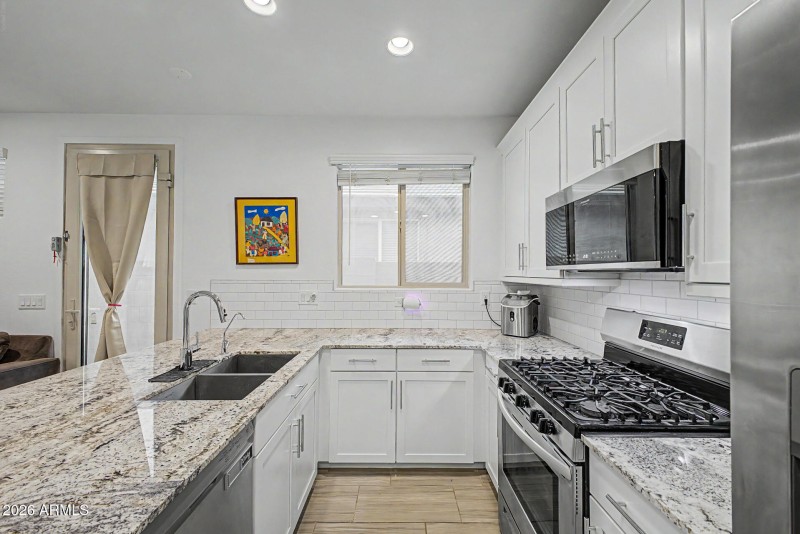 Guest House - Kitchen