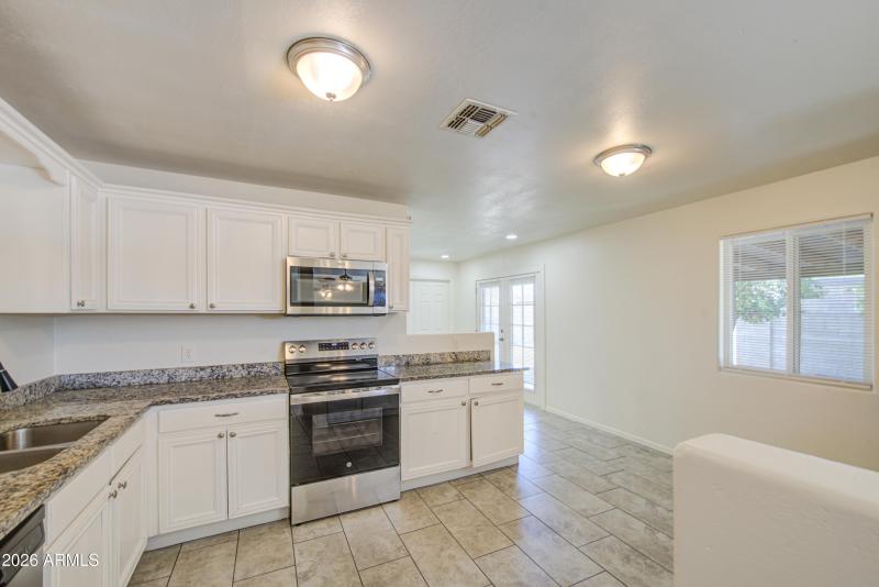 Kitchen 6