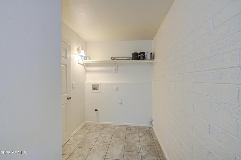 Laundry-Storage 1