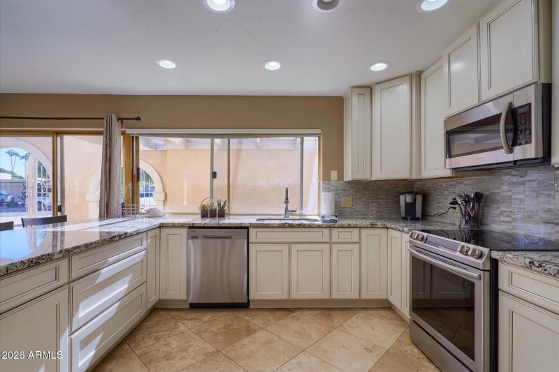 04-Kitchen